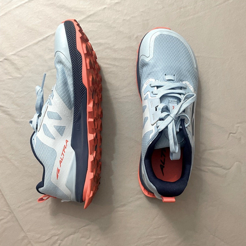 Trail running shoe
